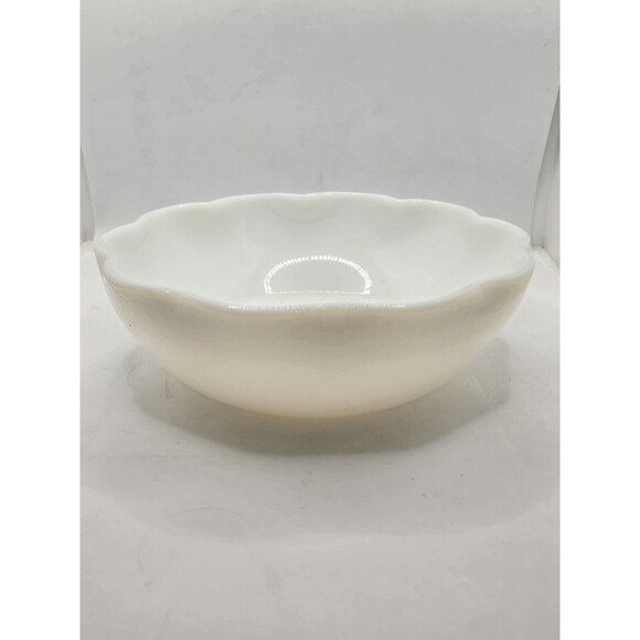 Milk Glass Large Scalloped Bowl 7.25" Pebbled Texture - Picture 6 of 9